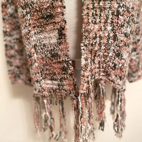 SIMPLY NOELLE Women’s L/S Sweater Color Jacket Fringe Bottom Size S/M (8-10) NEW - Picture 6 of 16